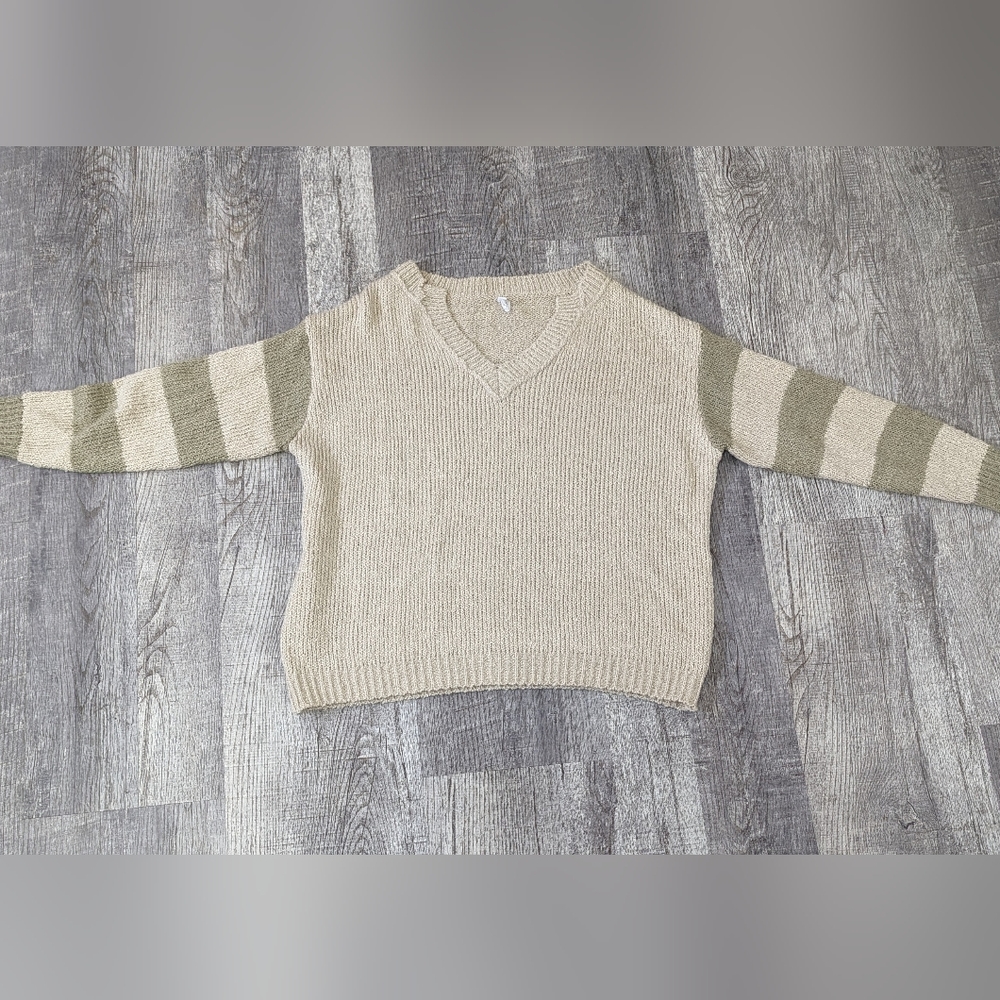 Wishlist Cream Sweater M/L